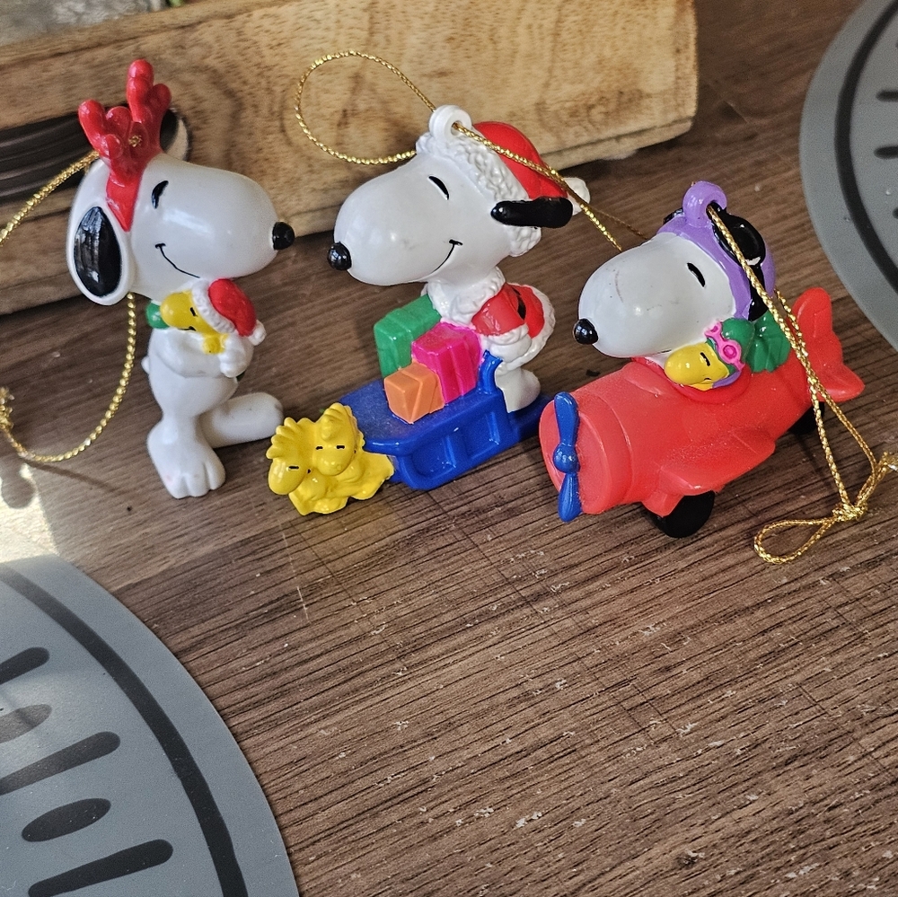 Vintage‎ Peanuts Snoopy Woodstock UFS Christmas Ornaments Lot Of 3 Figures